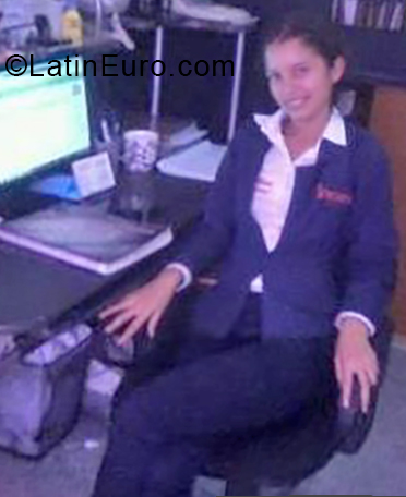 Date this hot Venezuela girl Sasha from El Tigre VE1984