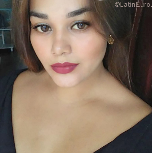 Date this sultry Dominican Republic girl Leticia from Moca DO33542