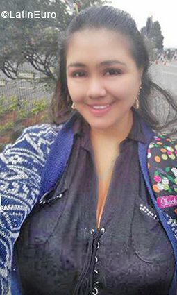 Date this athletic Colombia girl Marisel from Tulua CO24728