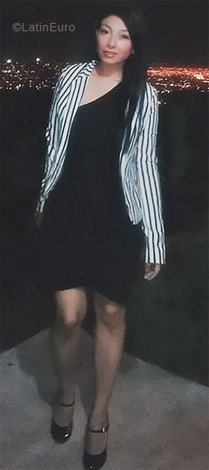 Date this charming Colombia girl Stephani from Cali CO24774