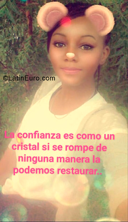 Date this passionate Dominican Republic girl Maria from Santiago DO33970