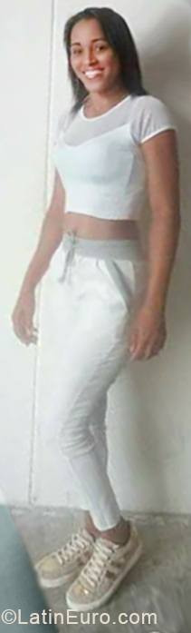 Date this delightful Colombia girl Carolina from Bucaramanga CO24912