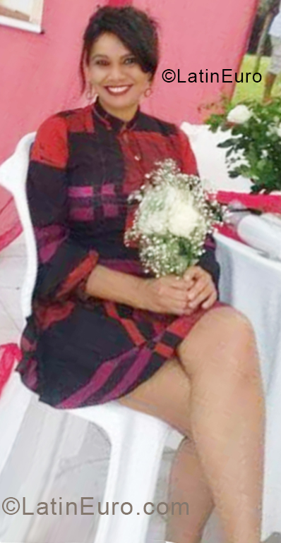 Date this georgeous Brazil girl Cissa from São Luís BR10779