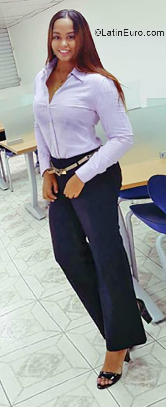 Date this nice looking Dominican Republic girl Rous from Puerto Plata DO34173