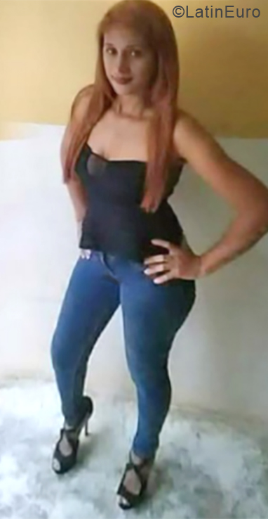 Date this lovely Dominican Republic girl Dulce from La Vega DO34266