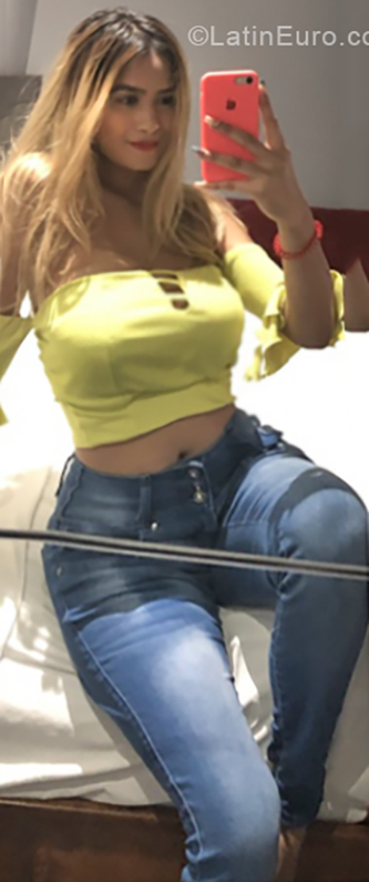 Date this hot Mexico girl Angie from Ensenada CO25103