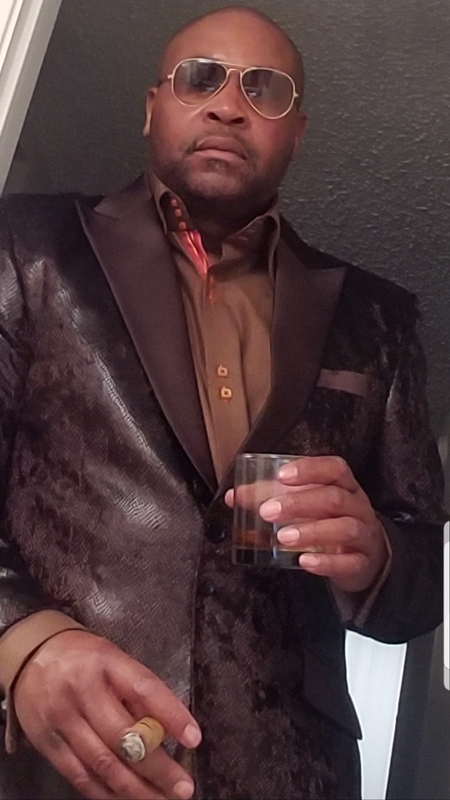 Date this nice looking United States man Hbombr from Dallas US19877