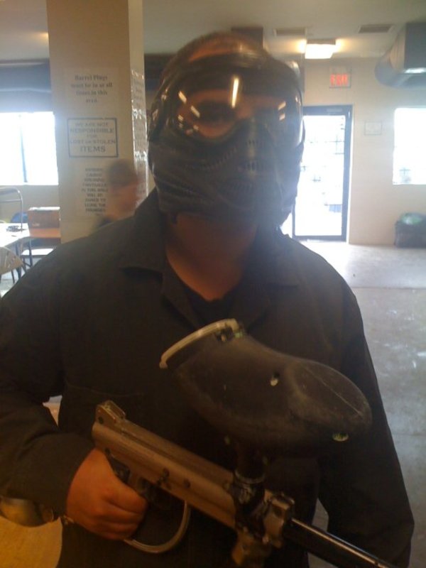 Date this foxy Cambodia man Paintballgun from  CA802