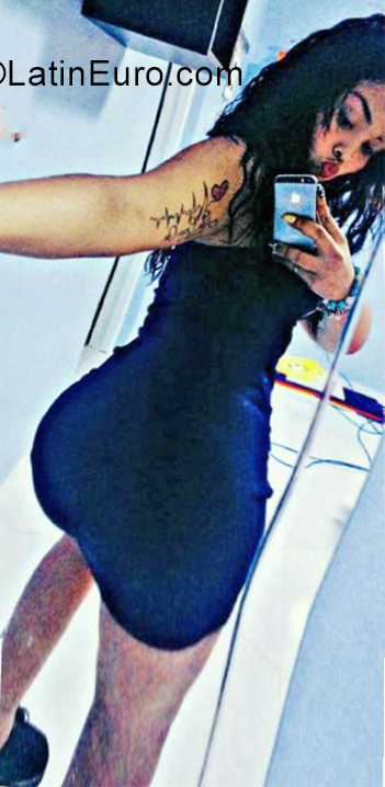 Date this hot Dominican Republic girl Yisell from Bonao DO34435