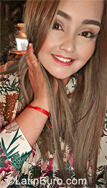 Date this sultry Venezuela girl Rosana from San Cristobal VE2318