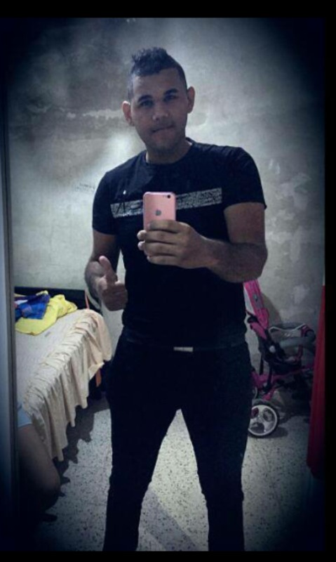 Date this funny Colombia man Alberto from Barranquilla CO25355