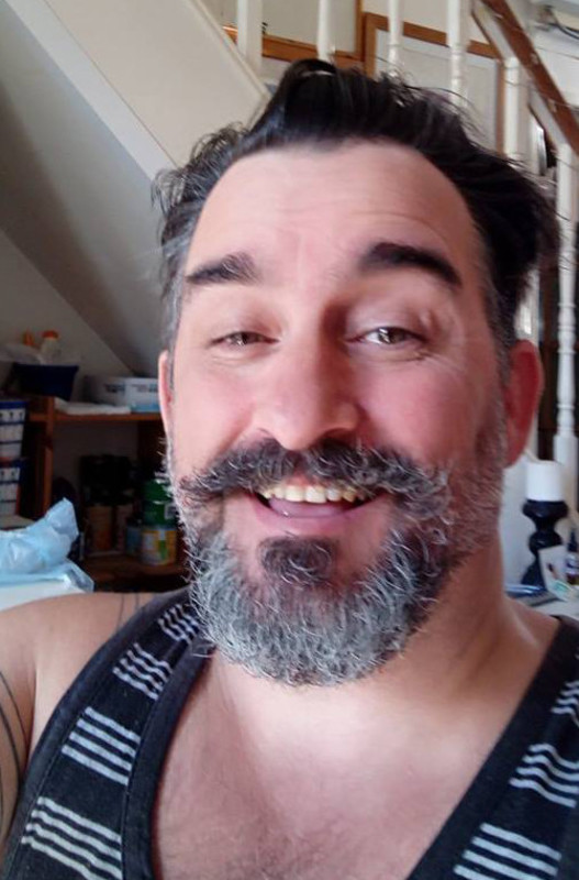 Date this nice looking United Kingdom man Bojski from Cardiff GB988