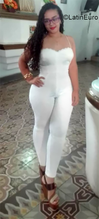 Date this athletic Venezuela girl Stefany from Barquisimeto VE2378