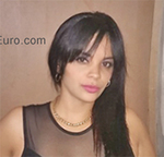 attractive Cuba girl Maira from Cienfuegos CU521