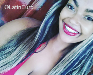 Date this pretty Dominican Republic girl Ana from Santo Domingo DO37560