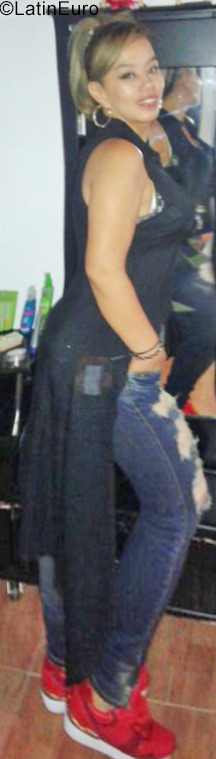 Date this pretty Colombia girl Monica from Medellin CO25417