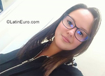 good-looking Colombia girl Geraldine from Bogota CO25419