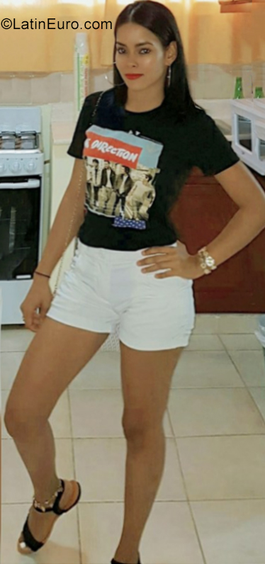 Date this charming Dominican Republic girl Celenia from Sosua DO34937