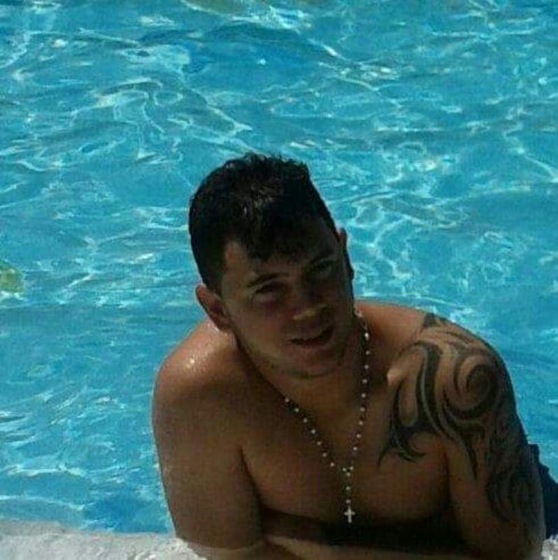 Date this good-looking United States man Edwin from California US20061