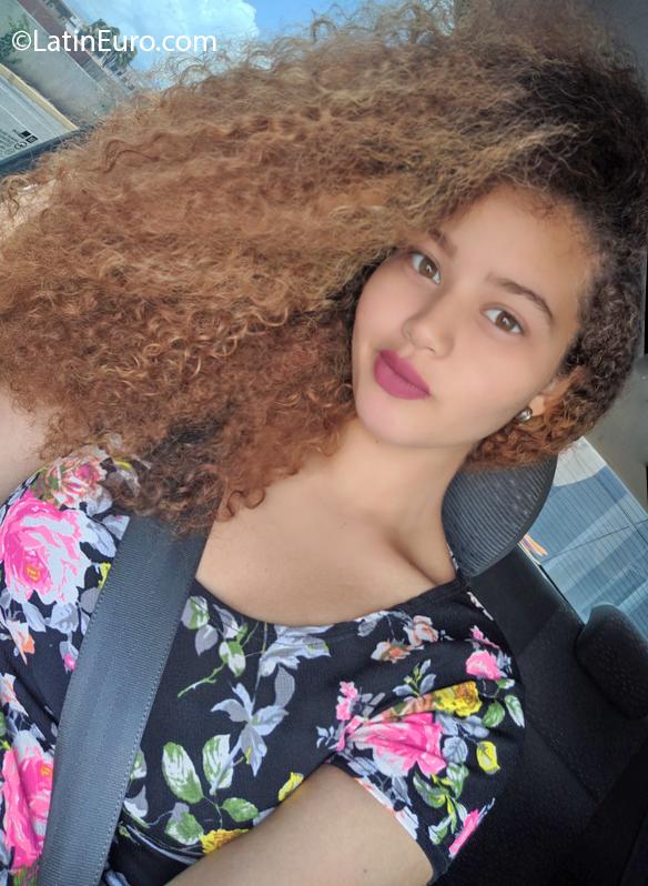 Date this young Venezuela girl Edimar from Coro VE2478