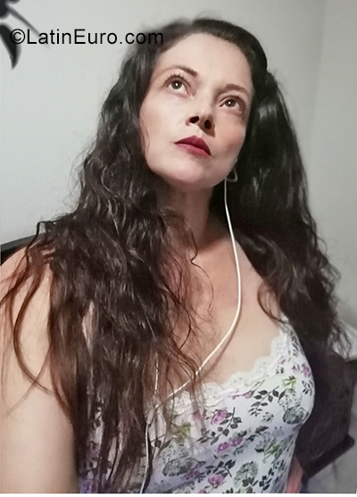 Date this sensual Colombia girl Dona from Bogota CO25666