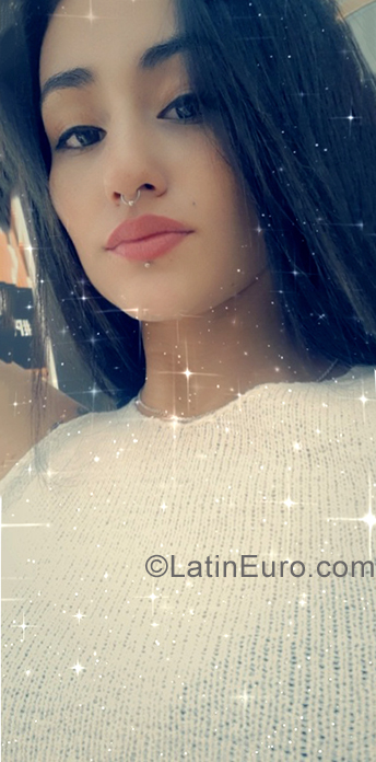 Date this tall Colombia girl Katerin Daniela from Medellin CO25800