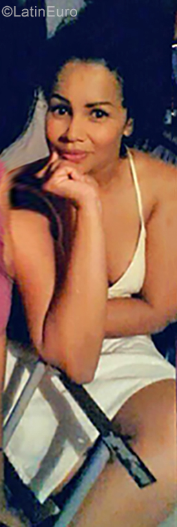 Date this fun Venezuela girl Desiree from Ciudad Guayana VE2626