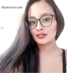 fun Ecuador girl Laura from Quito EC367