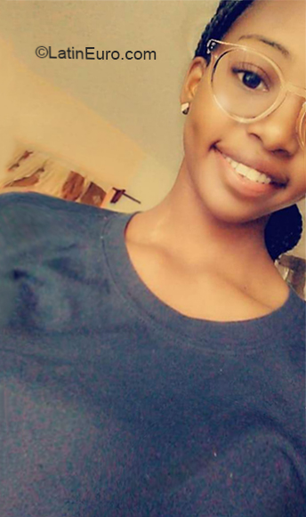 Date this gorgeous Dominican Republic girl Nathaly from San Pedro Sula DO36005