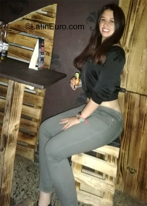 Date this fun Colombia girl Sleny from Bogota CO26067