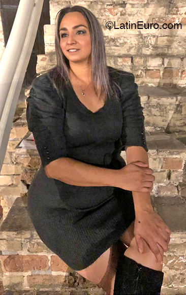 Date this young Mexico girl Connie from Matamoros MX1689