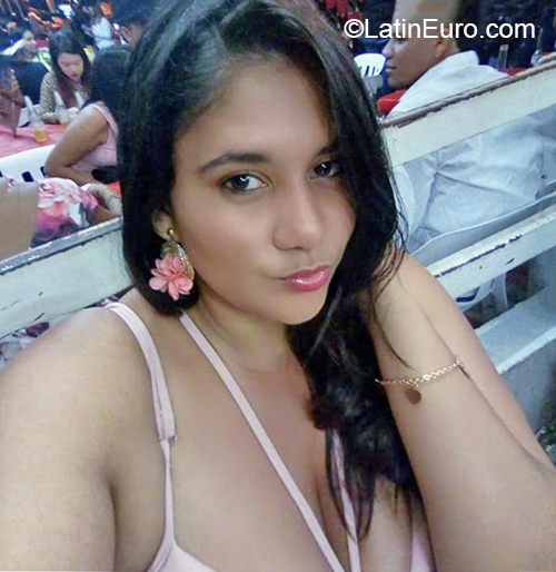 Date this young Colombia girl Mariana from Valledupar CO26090