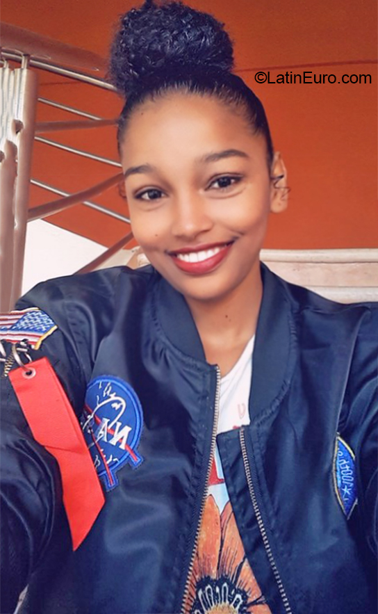 Date this delightful Dominican Republic girl Rosmery from Santo Domingo DO36197