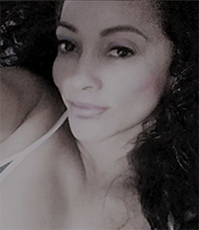 Date this delightful Colombia girl Luna from Cali CO26138