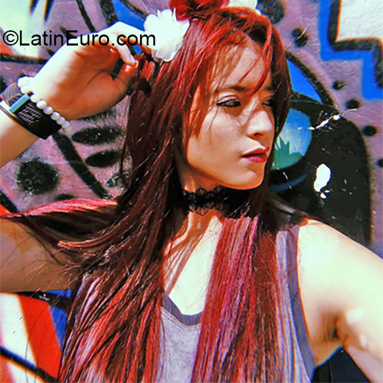 Date this charming Colombia girl Manuela from Manizales CO26179