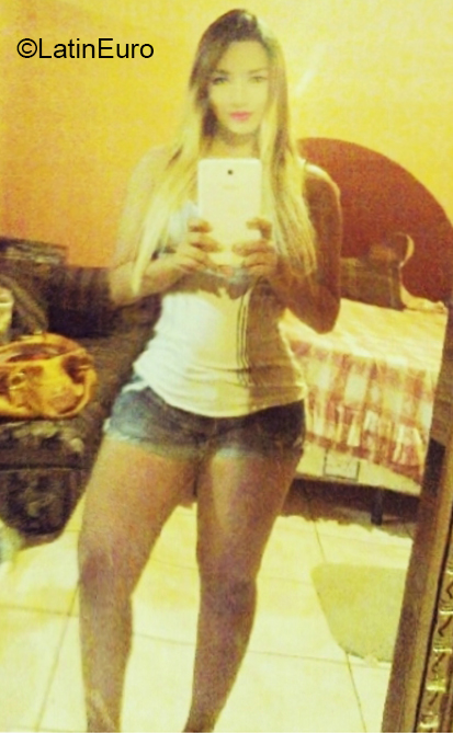 Date this athletic Spain girl Mabeline from Valencia ES476