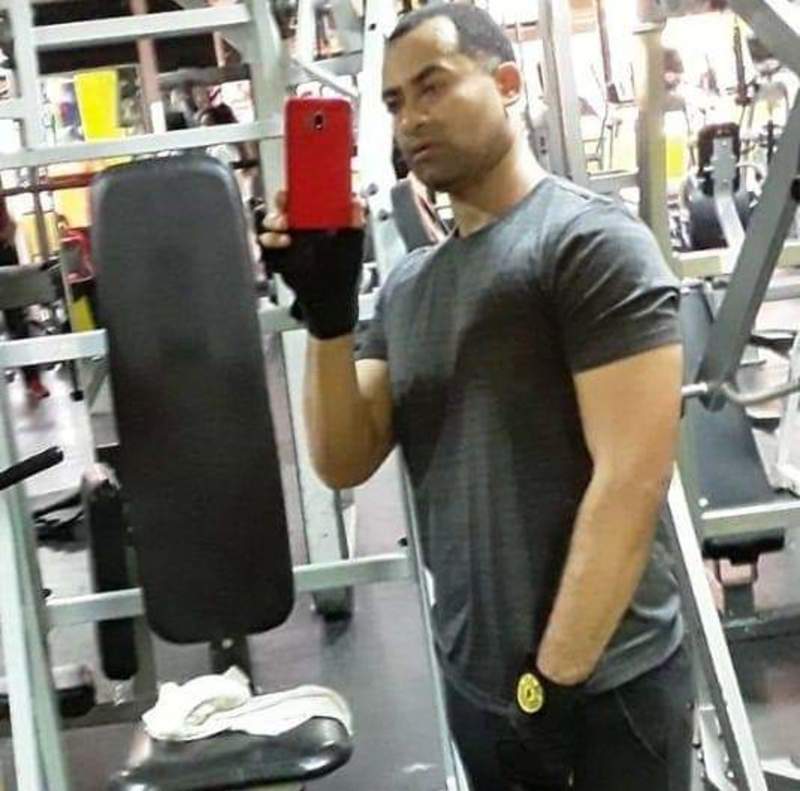Date this nice looking Dominican Republic man Metreux from Santo Domingo DO36432