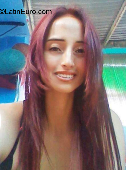 Date this athletic Colombia girl Melissa from Bogota CO26365