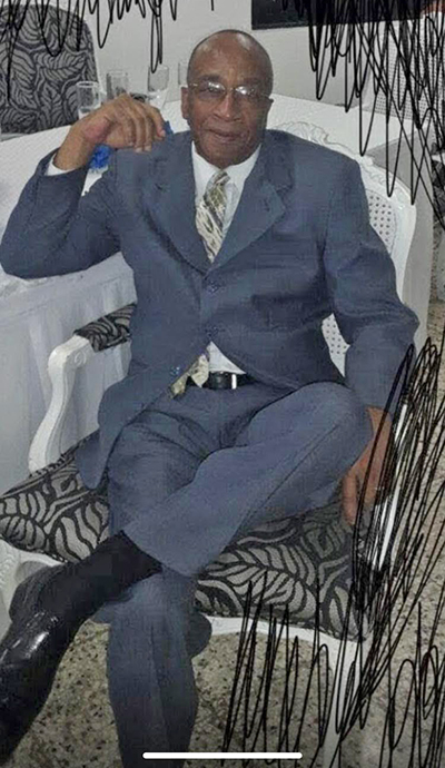 Date this nice looking United States man Frank from Sunrise US20573