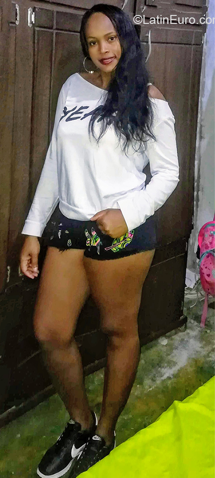 Date this cute Colombia girl Sami from Quibdo CO26783