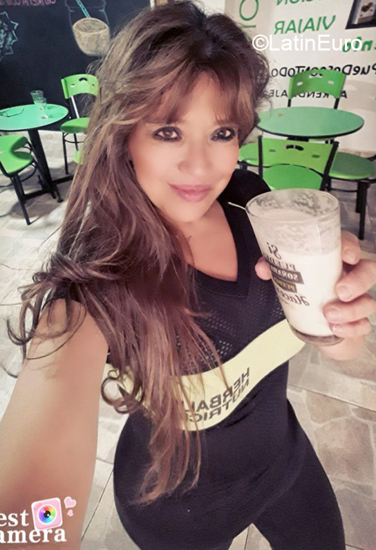 Date this funny Colombia girl Stella from Bogota CO26795