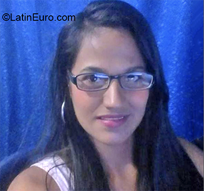 Date this delightful Venezuela girl Yenni from Maturin VE2989