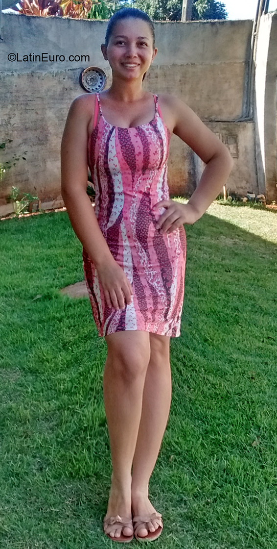 Date this charming Brazil girl Soraia from Cascavel BR11050