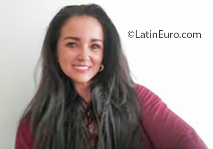 Date this pretty Colombia girl Gloria from Tulua CO26915
