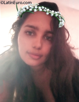 Date this beautiful Colombia girl Keren from Cartagena CO26941