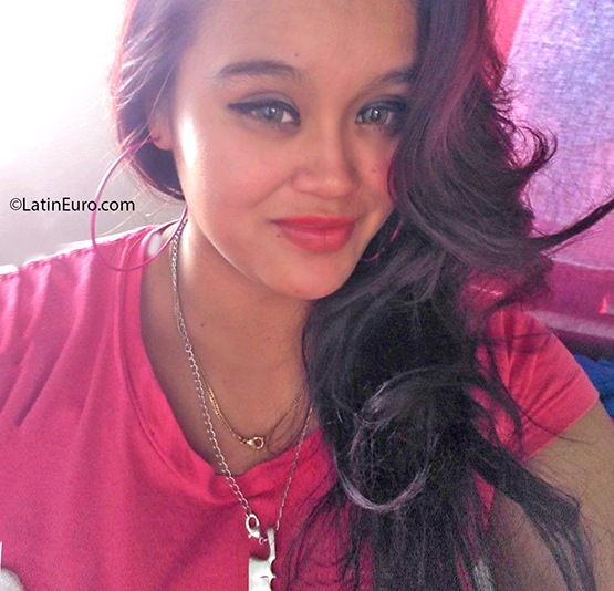 Date this happy Colombia girl Lina from Palmira CO26946