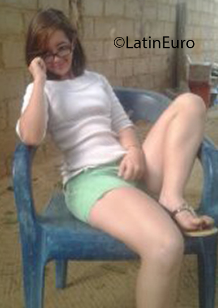Date this passionate Venezuela girl Angela from Maracaibo VE3041