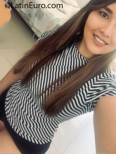 Date this fun Bhutan girl Lopez from hajnjdtun BO62