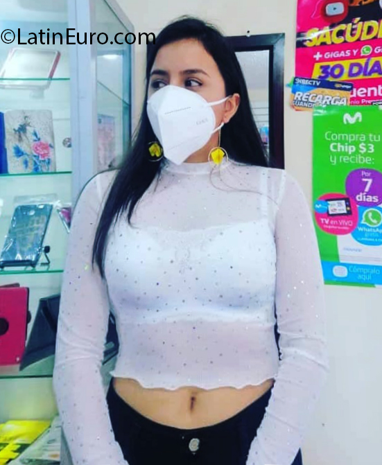 Date this good-looking Ecuador girl Kary from Cuenca EC460