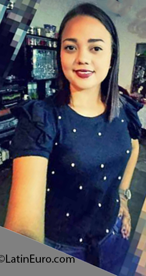 Date this fun Colombia girl Sari from Barranquilla CO27077